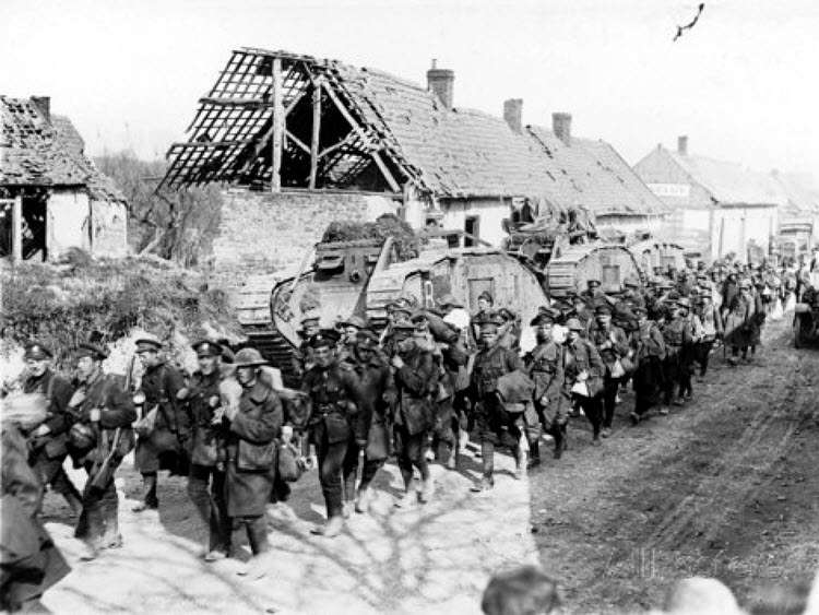 British soldiers in Aveluy village in 1918