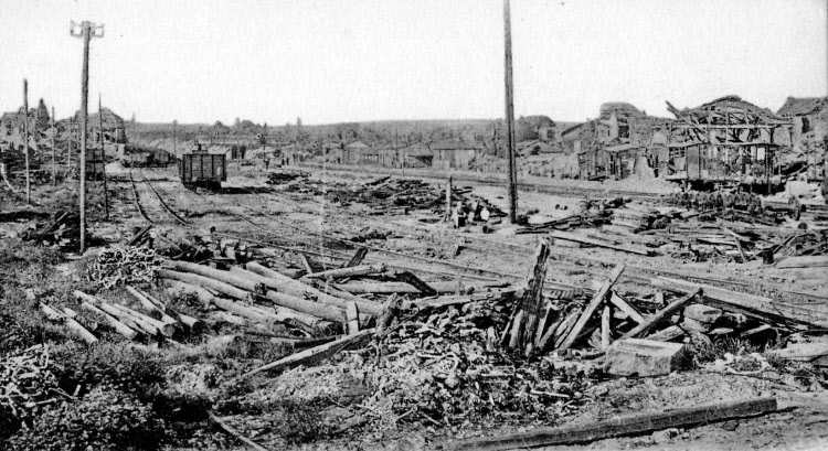 Albert Railway Station in ruins 1918