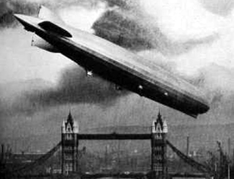 WW1 Zeppelin raid