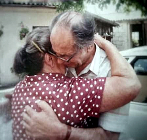 Zbigniew Klat meeting sister after 50 years