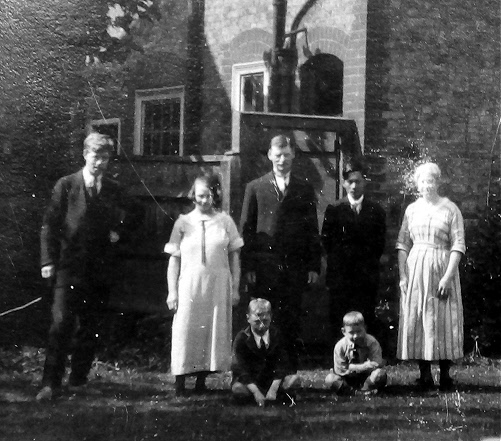 Ba Nyan visiting the Brookes family in Gawthorpe
